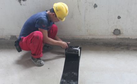 碳纖維加固施工時(shí)對(duì)施工有什么要求？